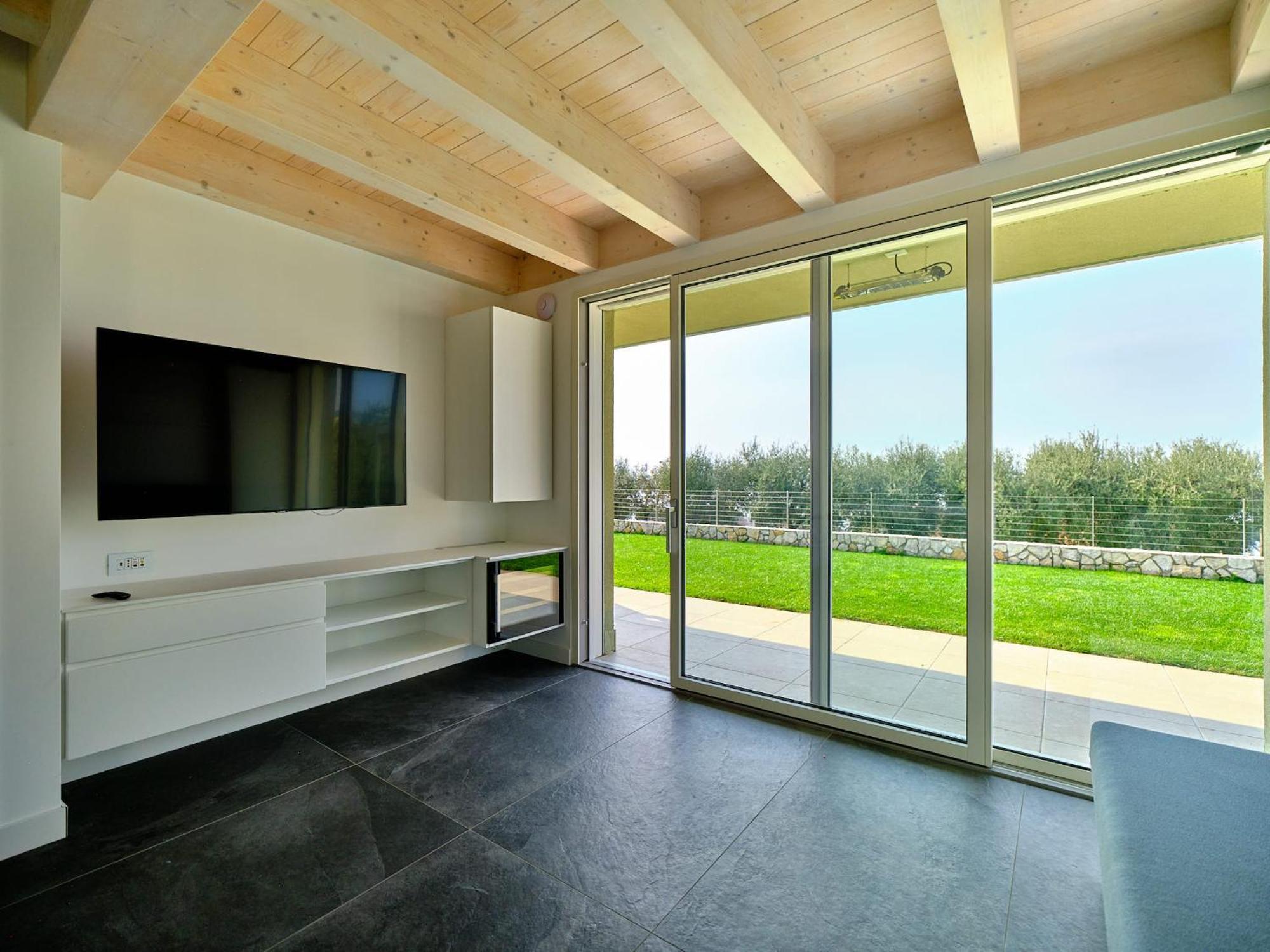 Villa Sunny Lake Suites Bardolino Exterior photo